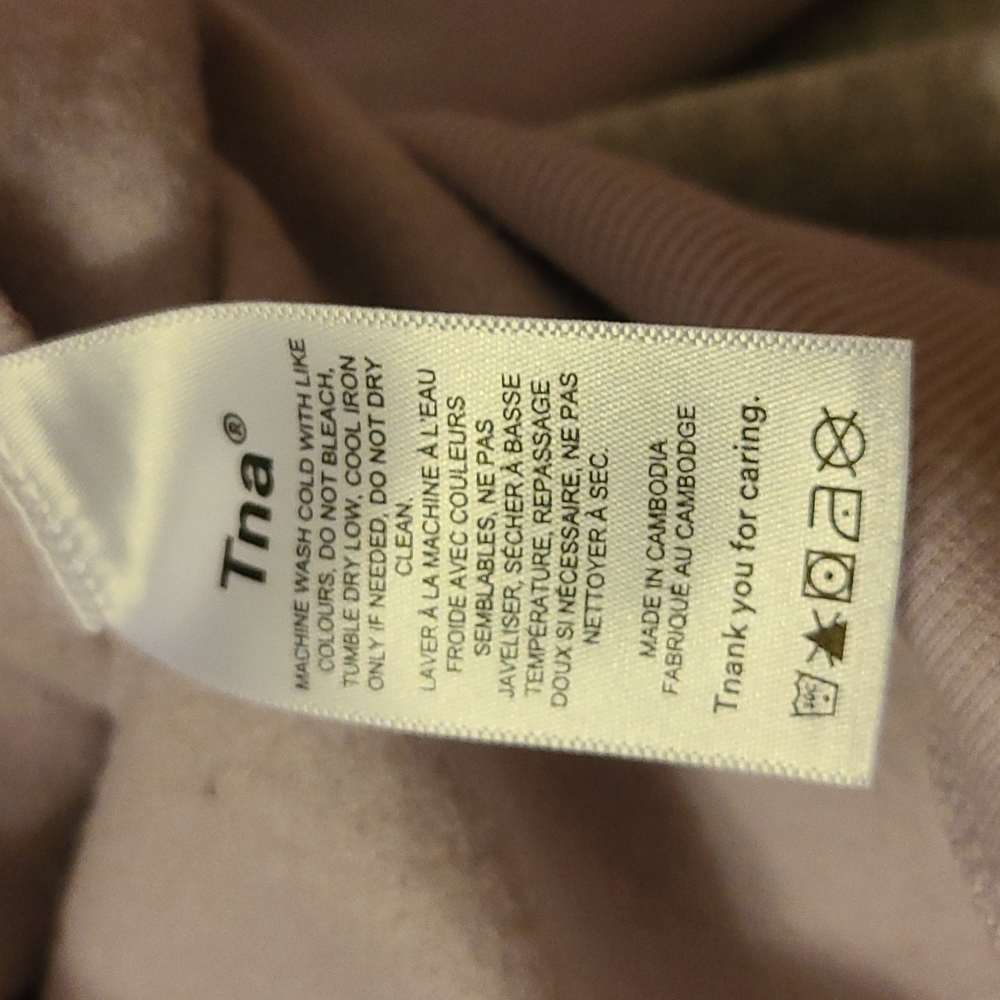 NWOT aritzia TNA cozy fleeze boyfriend crewneck sweatshirt purple 2 - Picture 10 of 11